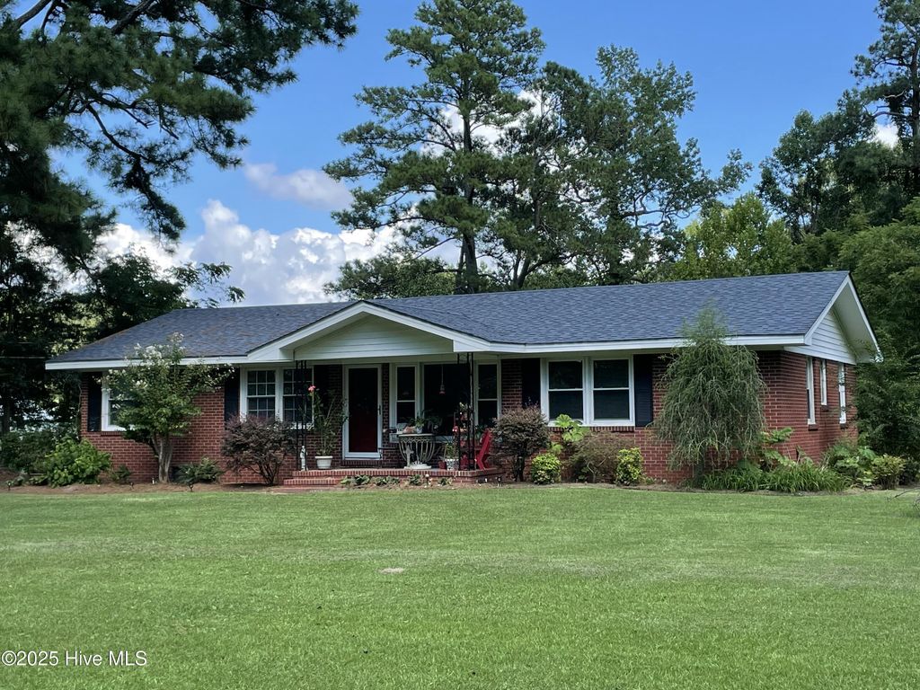 Photo of 12292 Us Highway 117 S, Rocky Point, NC 28457 (MLS # 100534853)