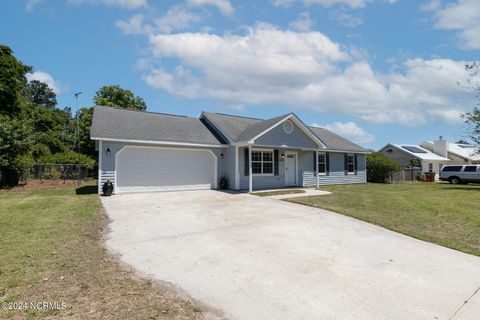 A home in Hubert