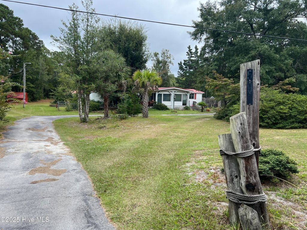 Photo of 591 Hwy 172, Hubert, NC 28539 (MLS # 100534872)