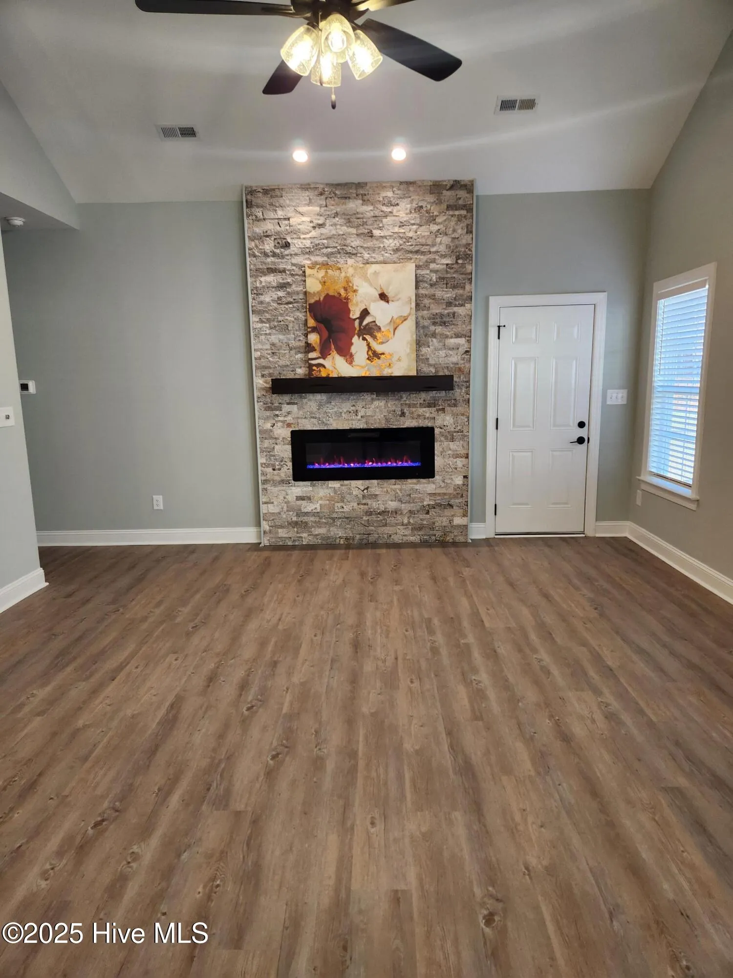 Goldsboro, North Carolina 27530, United States, 3 Bedrooms Bedrooms, ,3 BathroomsBathrooms,Residential,Active,21376