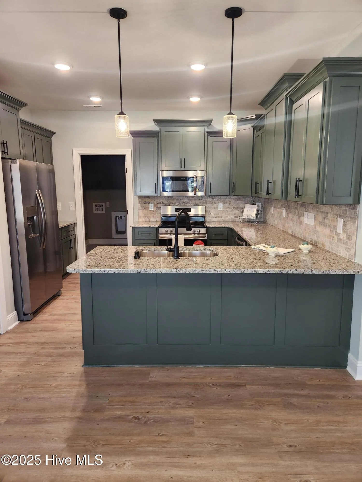 Goldsboro, North Carolina 27530, United States, 3 Bedrooms Bedrooms, ,3 BathroomsBathrooms,Residential,Active,21376