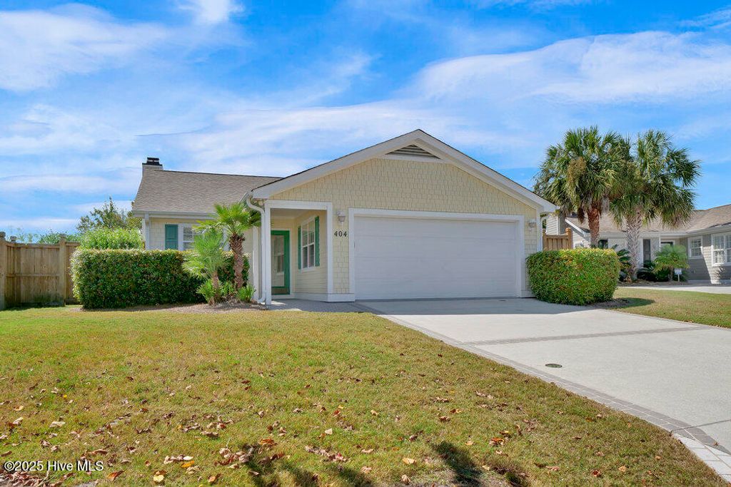 Photo of 404 Venus Court, Wilmington, NC 28405 (MLS # 100532813)