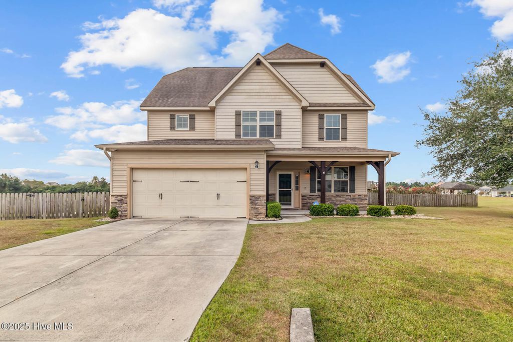 Photo of 174 River Winding Road, Jacksonville, NC 28540 (MLS # 100532827)