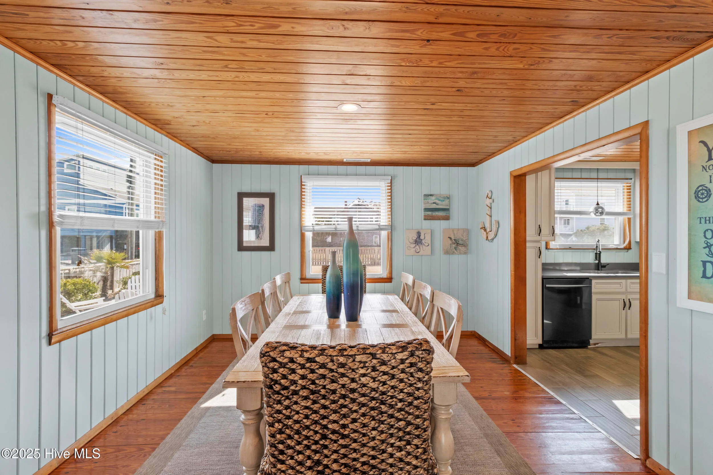 Carolina Beach, North Carolina 28428, United States, 4 Bedrooms Bedrooms, ,2 BathroomsBathrooms,Residential,Active,77867