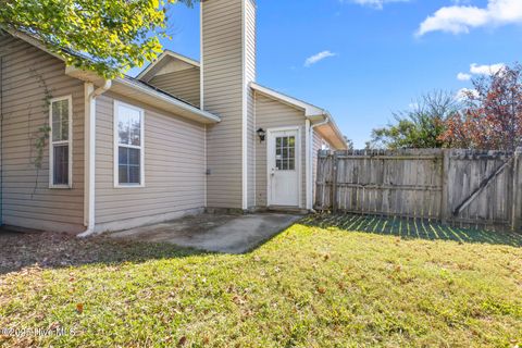 Tiny photo for 3001 E Windgate Court, Jacksonville, NC 28546 (MLS # 100538302)