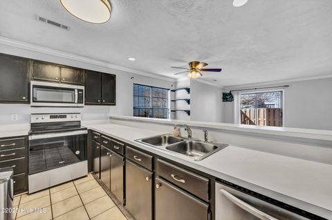 Tiny photo for 1713 S 41st Street #Apt A, Wilmington, NC 28403 (MLS # 100537470)