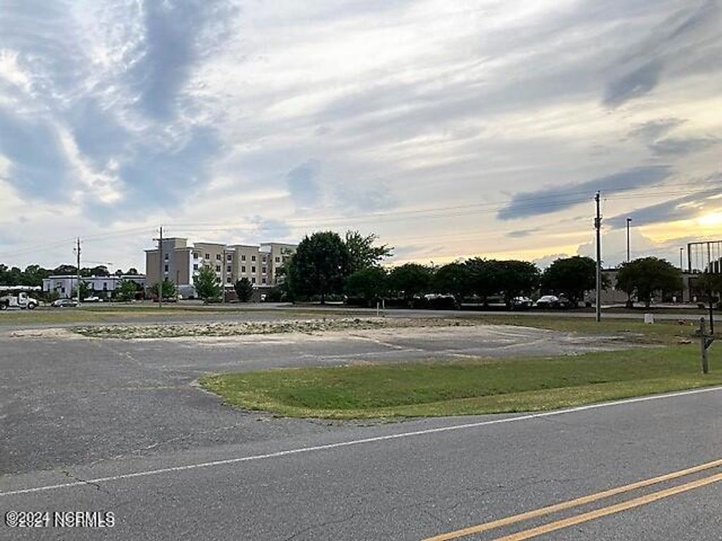 Photo of 1100 Sunburst Drive, Goldsboro, NC 27534 (MLS # 100456818)