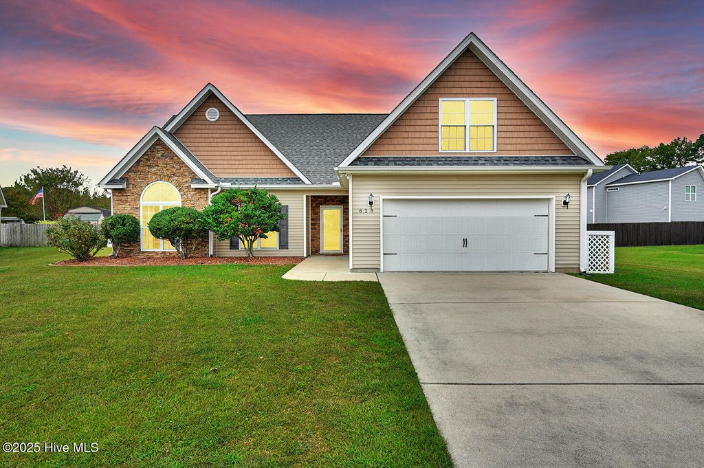 Photo of 628 Cheltenham Drive, Greenville, NC 27834 (MLS # 100537587)