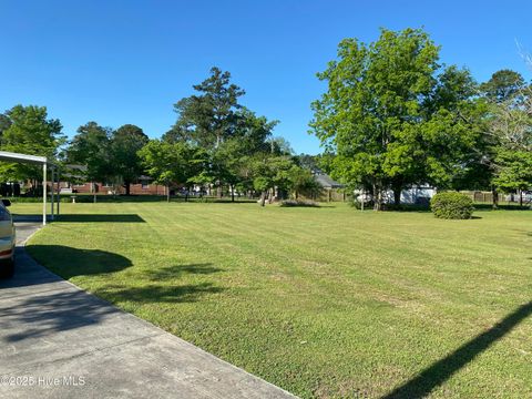 A home in Pollocksville