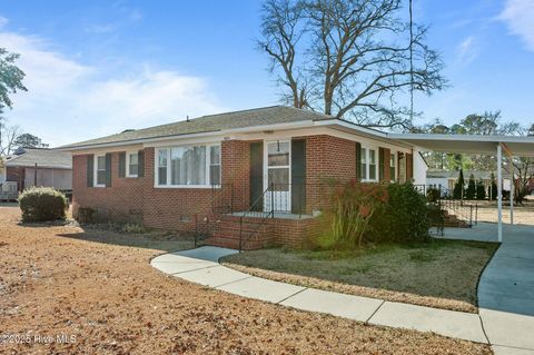 A home in Pollocksville