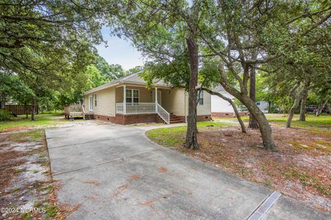 A home in Oak Island