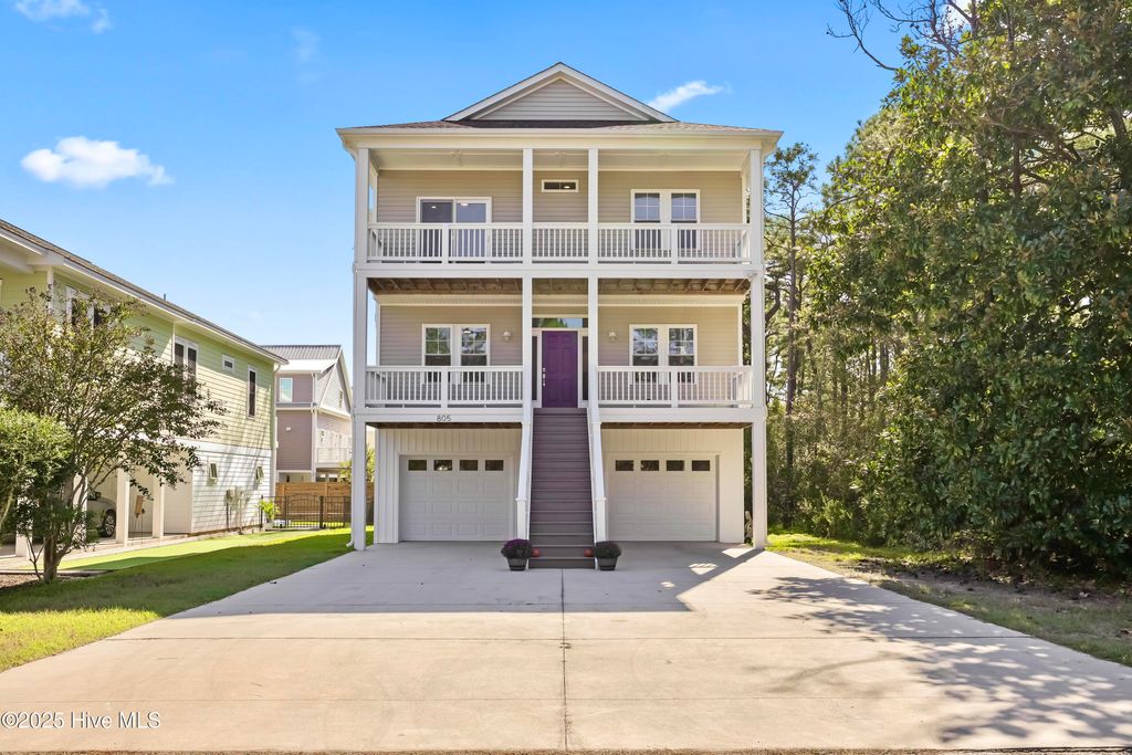 Photo of 805 S South Carolina Avenue, Carolina Beach, NC 28428 (MLS # 100535418)