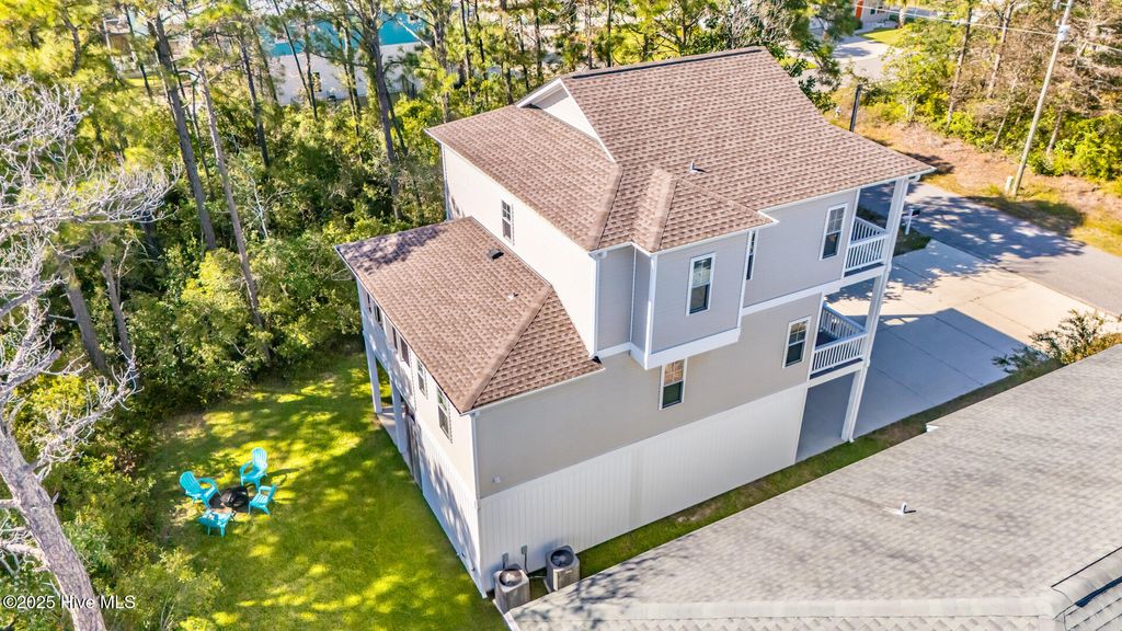 Photo of 805 S South Carolina Avenue, Carolina Beach, NC 28428 (MLS # 100535418)