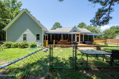 A home in Shallotte