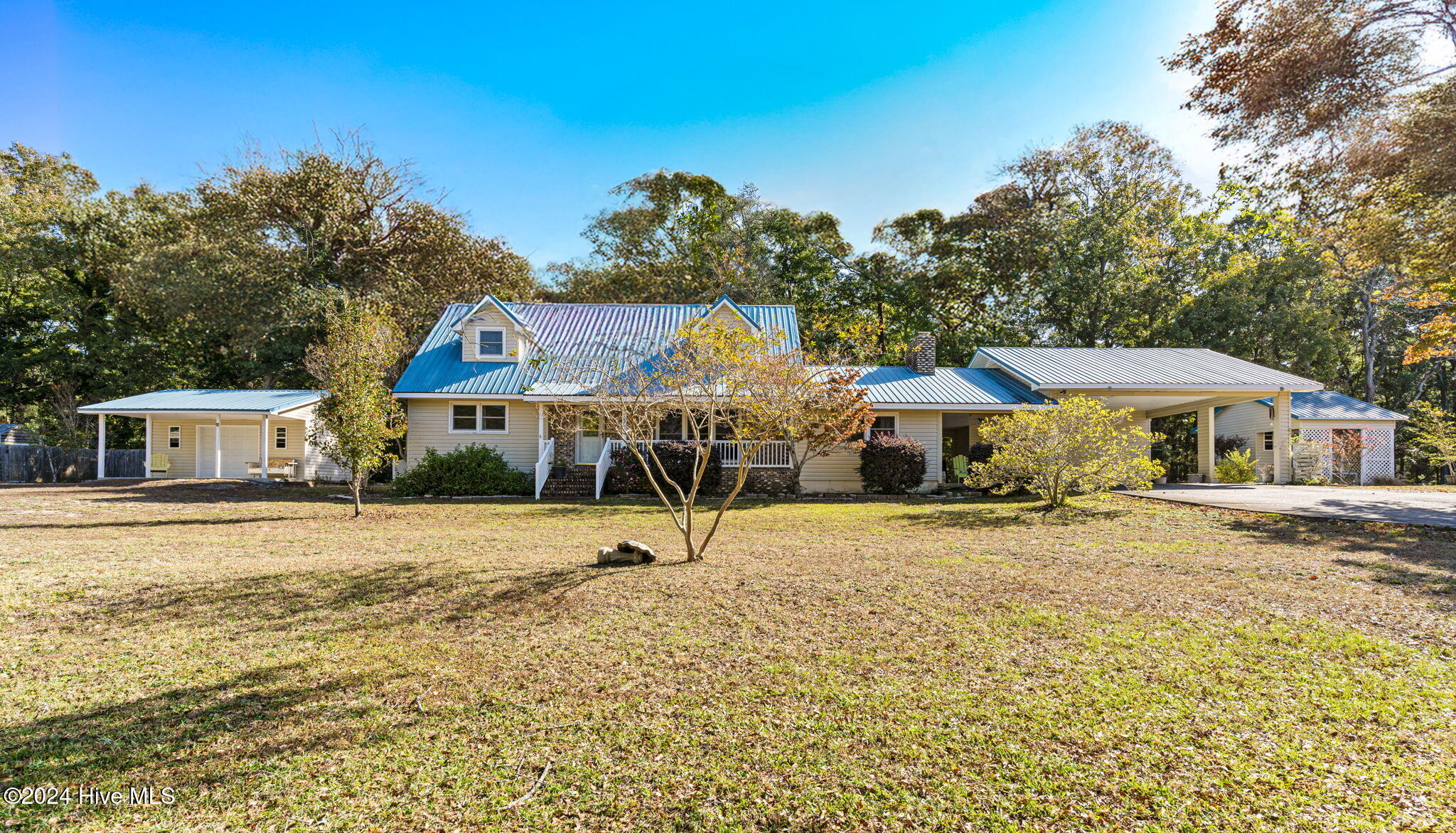 2562 Bessemer Drive SW