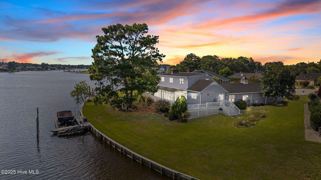 Photo of 6000 Cassowary Lane, New Bern, NC 28560 (MLS # 100520716)