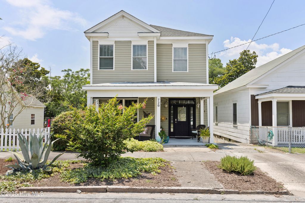 Photo of 720 S 6th Street, Wilmington, NC 28401 (MLS # 100516838)