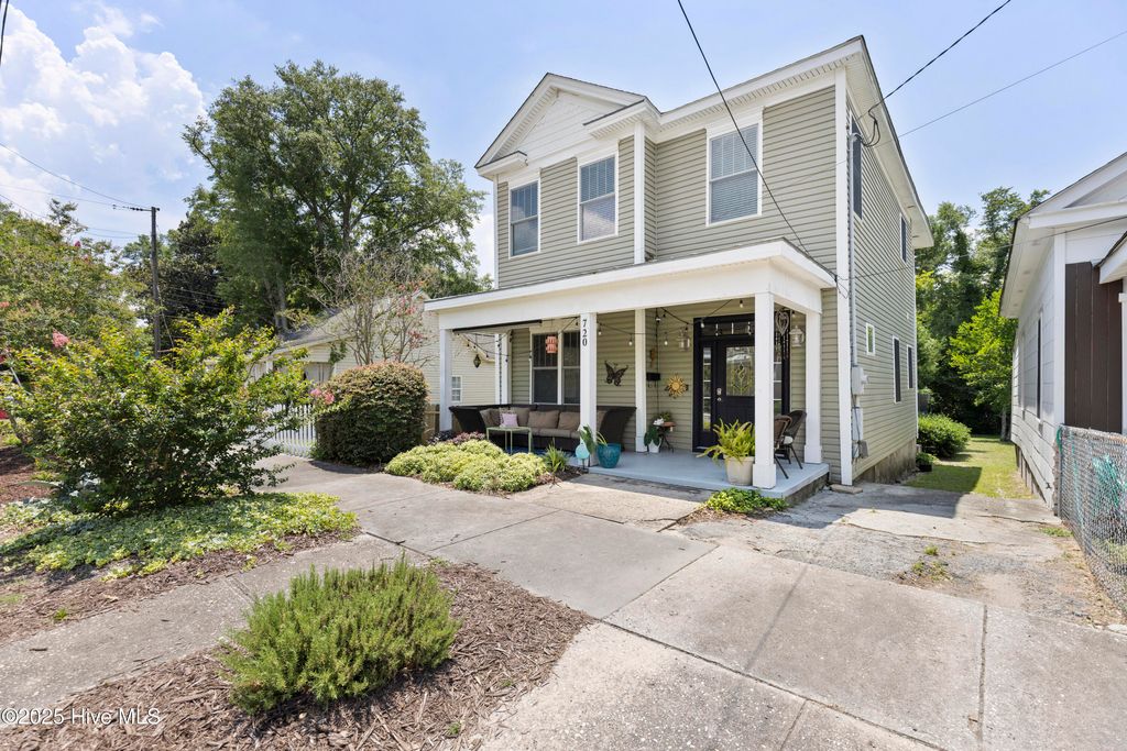 Photo of 720 S 6th Street, Wilmington, NC 28401 (MLS # 100516838)