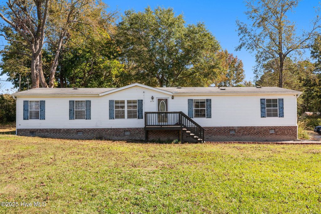 Photo of 261 Friendship Drive, Walstonburg, NC 27888 (MLS # 100539126)