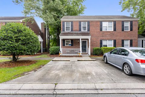Townhouse in Wilmington NC 5030 Lamppost Circle.jpg