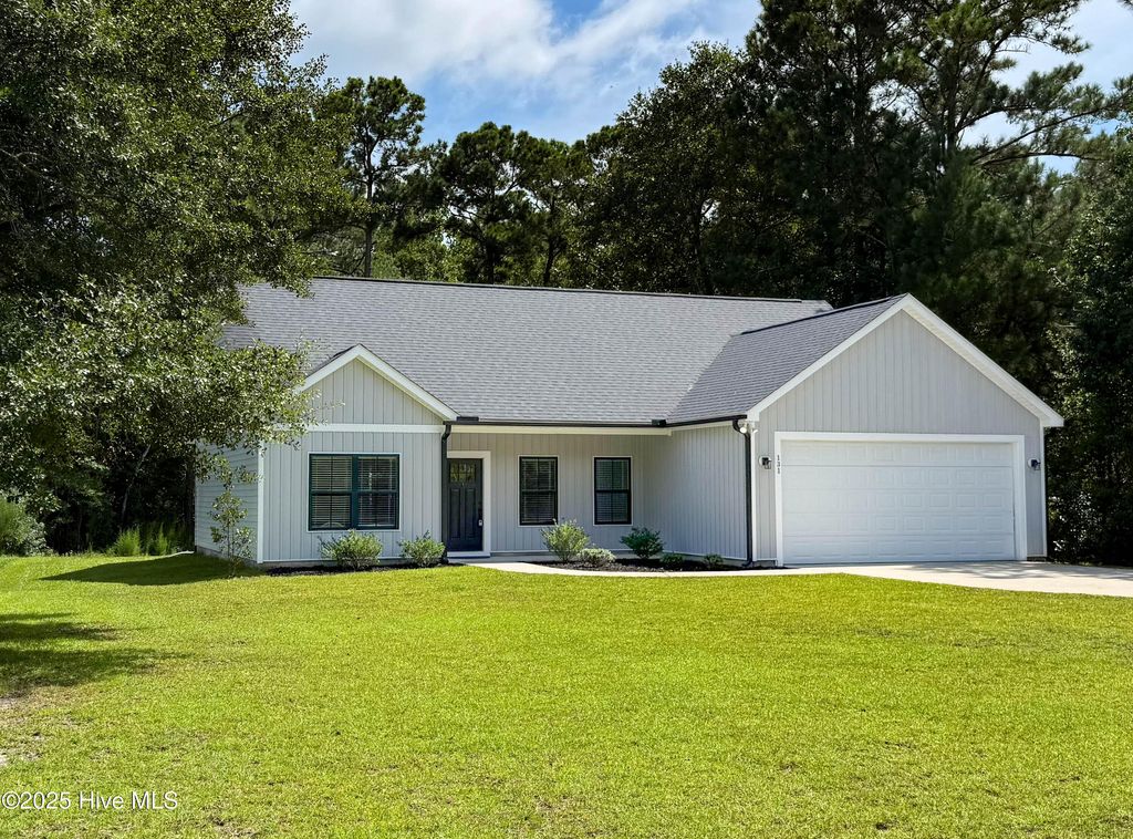 Photo of 131 Shelley Road, Hampstead, NC 28443 (MLS # 100525672)