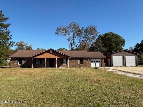 20 Chattawka Drive Havelock NC 28532