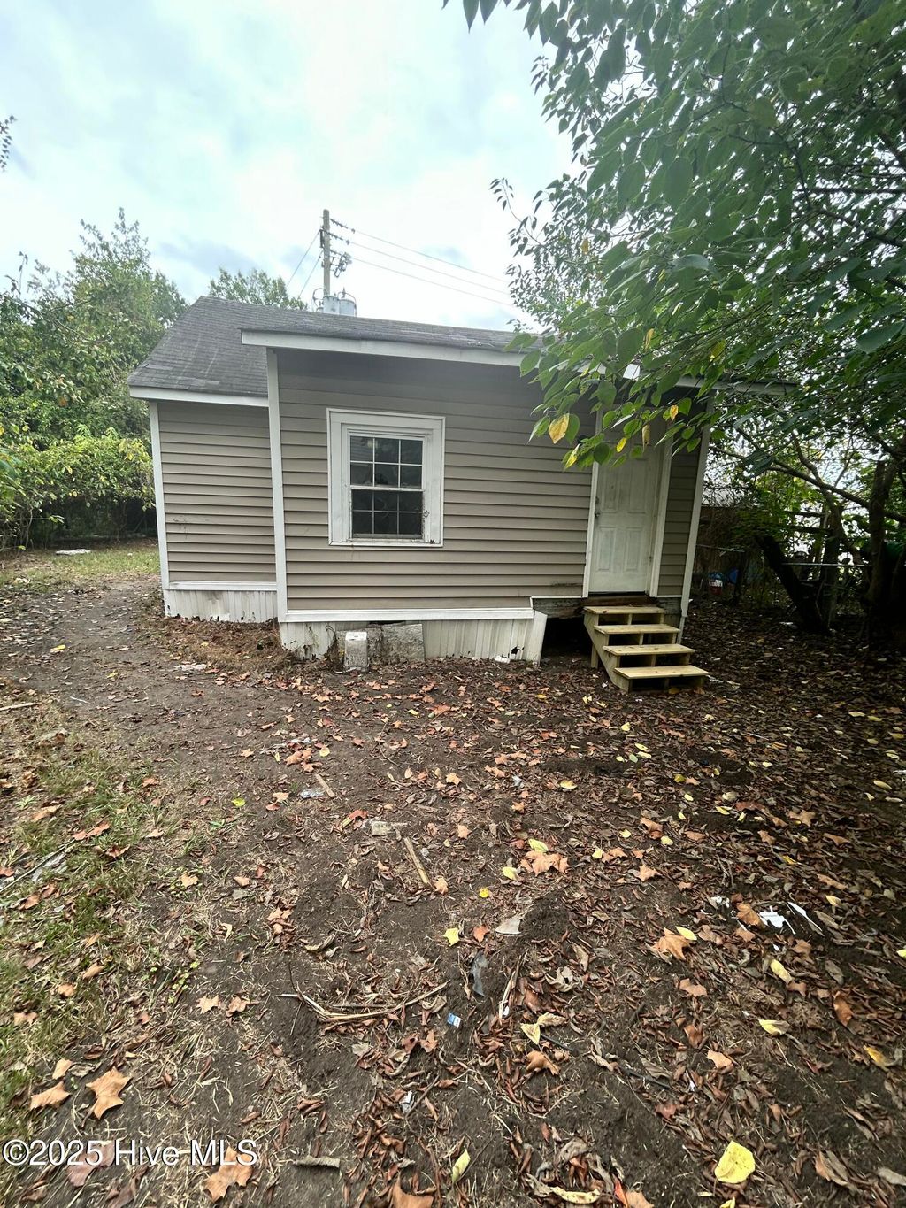Photo of 314315 E Peyton Avenue E, Kinston, NC 28501 (MLS # 100535144)