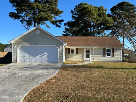 Tiny photo for 203 Zachary Lane, Hubert, NC 28539 (MLS # 100539214)