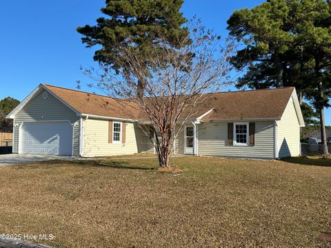 Tiny photo for 203 Zachary Lane, Hubert, NC 28539 (MLS # 100539214)
