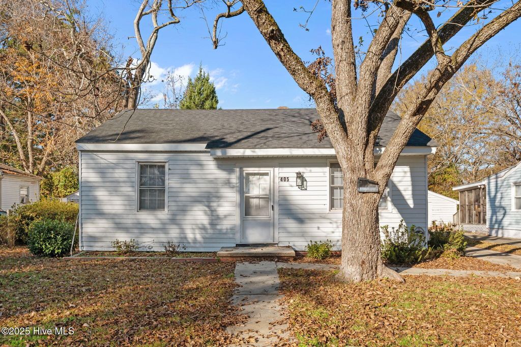 Photo of 405 Arbor Street, Greenville, NC 27834 (MLS # 100542897)