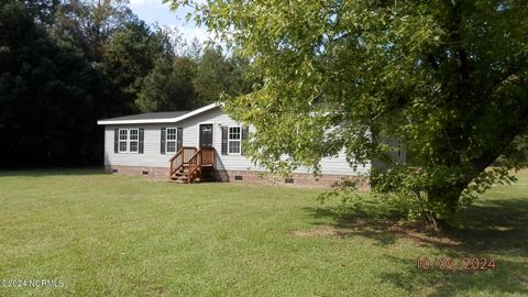 A home in Bladenboro