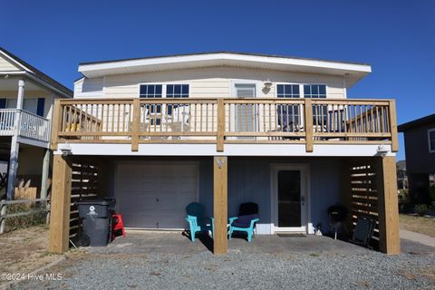 A home in Oak Island