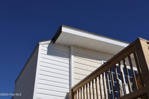 A home in Oak Island