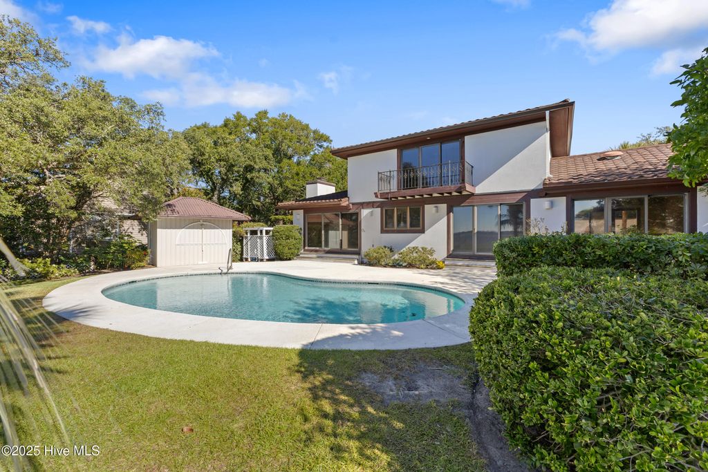 Photo of 8912 Shipwatch Drive, Wilmington, NC 28412 (MLS # 100541018)