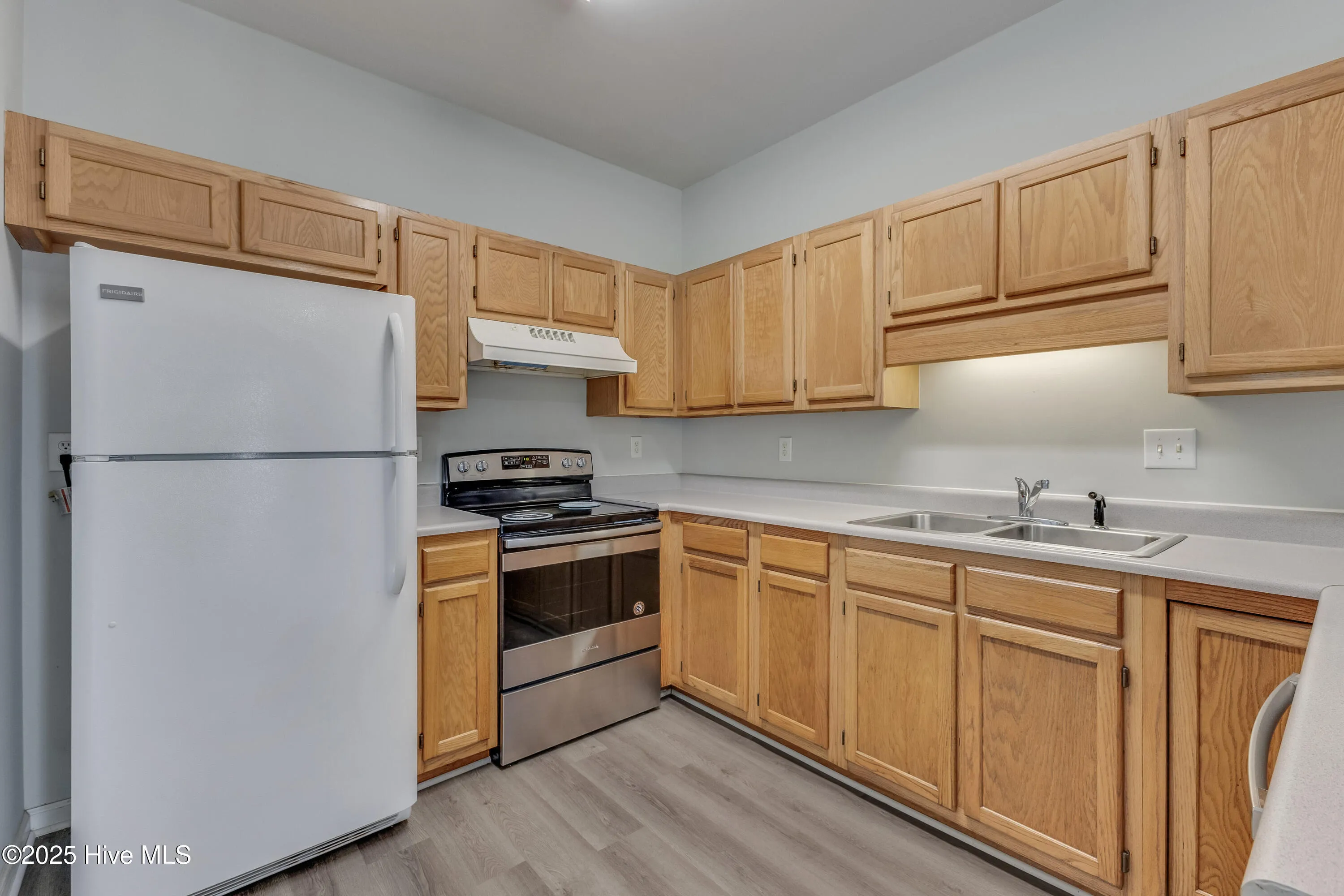 Wilmington, North Carolina 28405, United States, 3 Bedrooms Bedrooms, ,2 BathroomsBathrooms,Residential,Active,154834