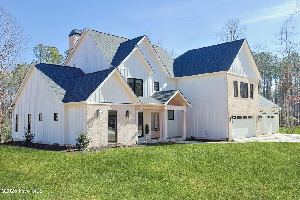 Photo of 5164 Nc-24, Cameron, NC 28326 (MLS # 100539125)