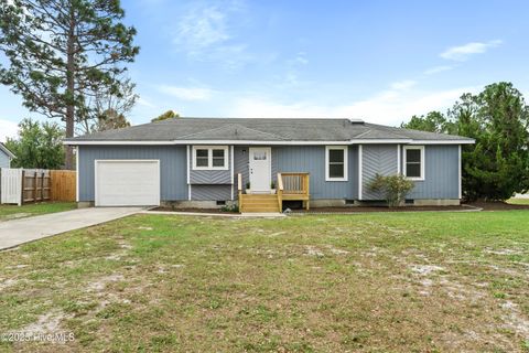 Tiny photo for 100 Avon Drive, Hubert, NC 28539 (MLS # 100535877)