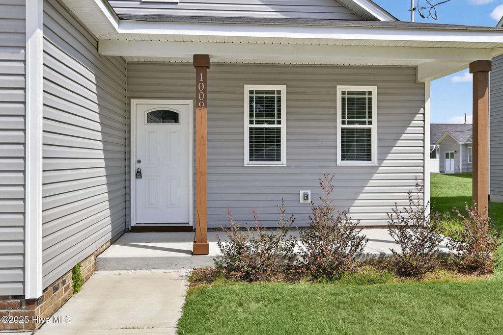 Photo of 1009 Sunnybrook Road S, Wilson, NC 27893 (MLS # 100532831)