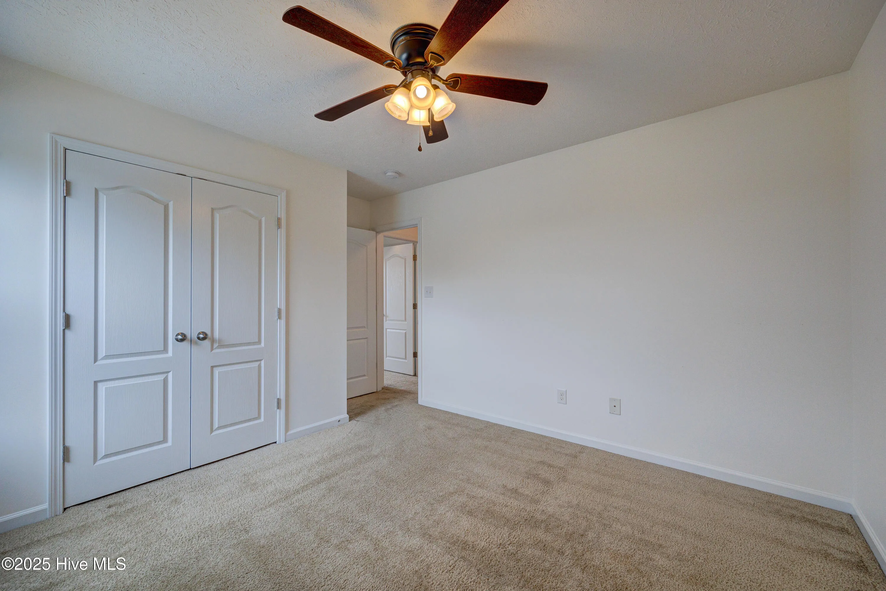 New Bern, North Carolina 28562, United States, 5 Bedrooms Bedrooms, ,4 BathroomsBathrooms,Residential,Pending,101462