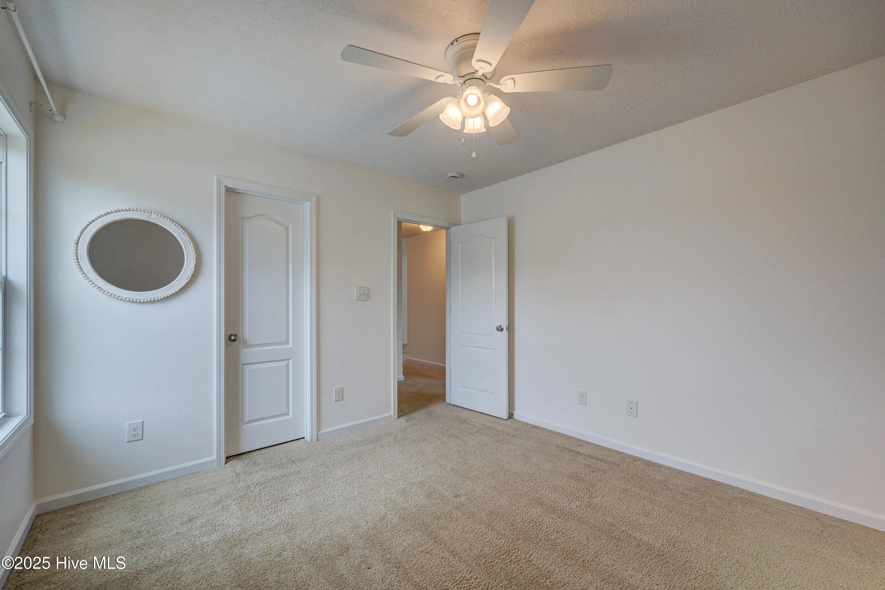 New Bern, North Carolina 28562, United States, 5 Bedrooms Bedrooms, ,4 BathroomsBathrooms,Residential,Pending,101462