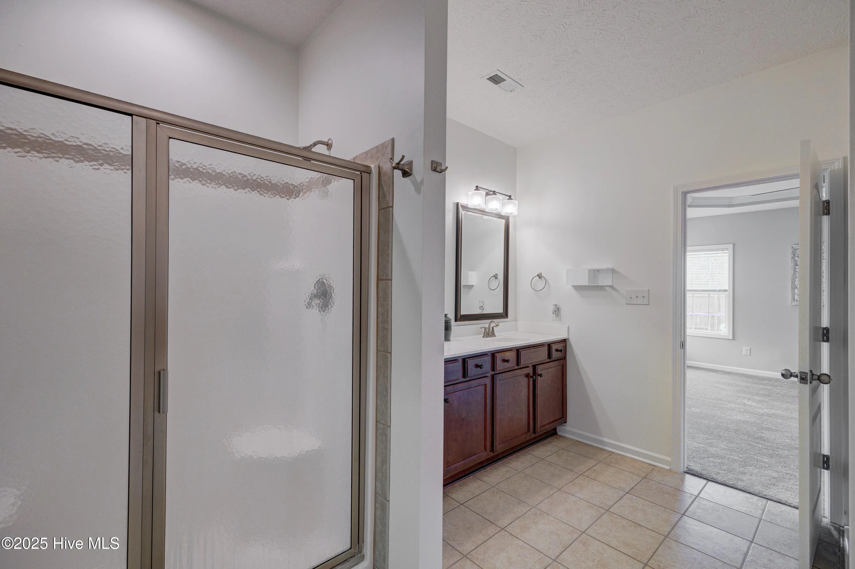 New Bern, North Carolina 28562, United States, 5 Bedrooms Bedrooms, ,4 BathroomsBathrooms,Residential,Pending,101462