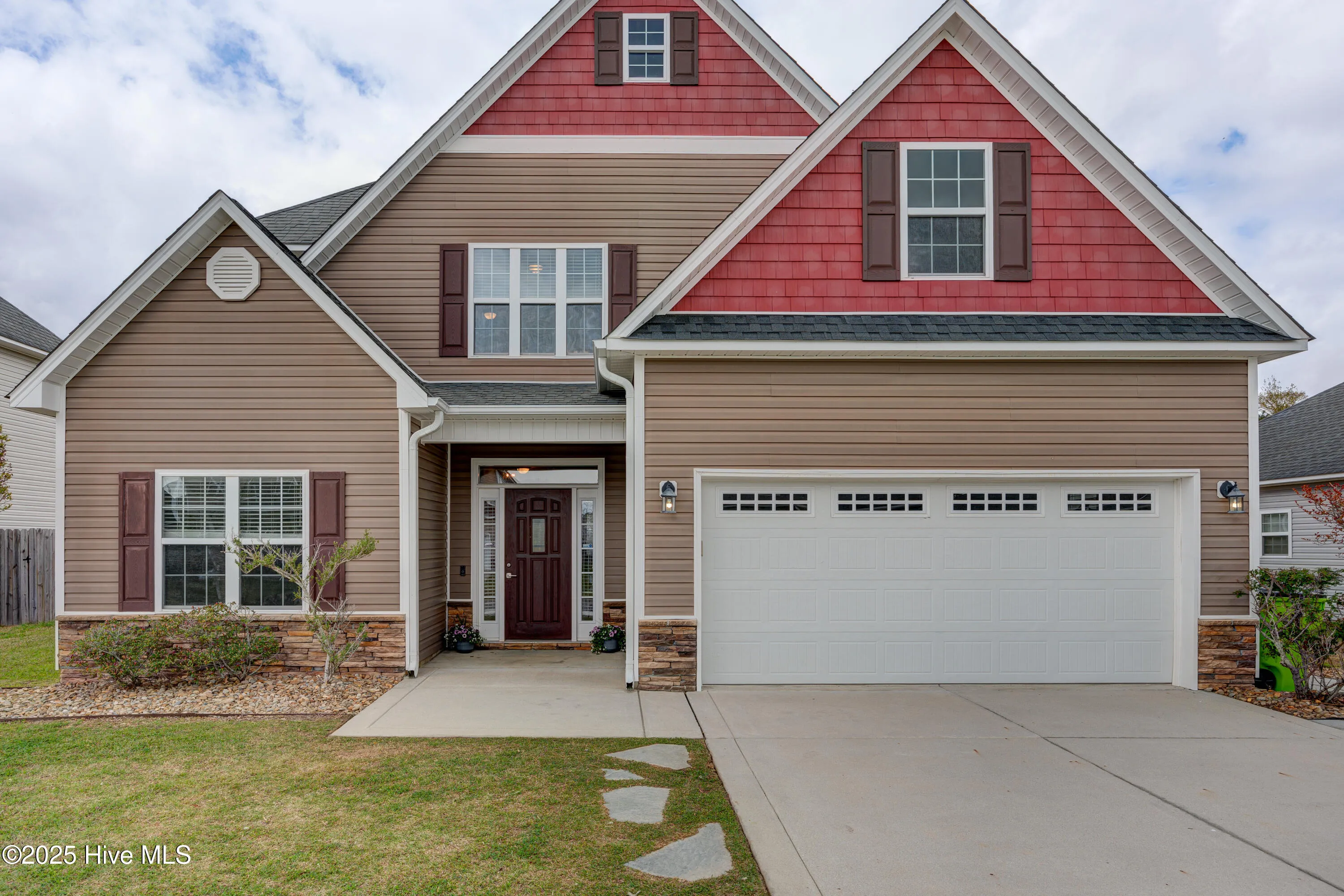 New Bern, North Carolina 28562, United States, 5 Bedrooms Bedrooms, ,4 BathroomsBathrooms,Residential,Pending,101462