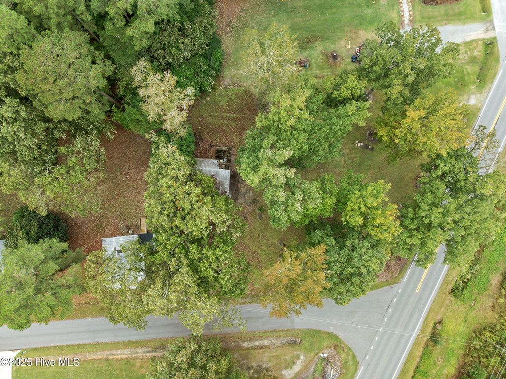 Photo of 8068 Nc-43, Greenville, NC 27858 (MLS # 100536109)