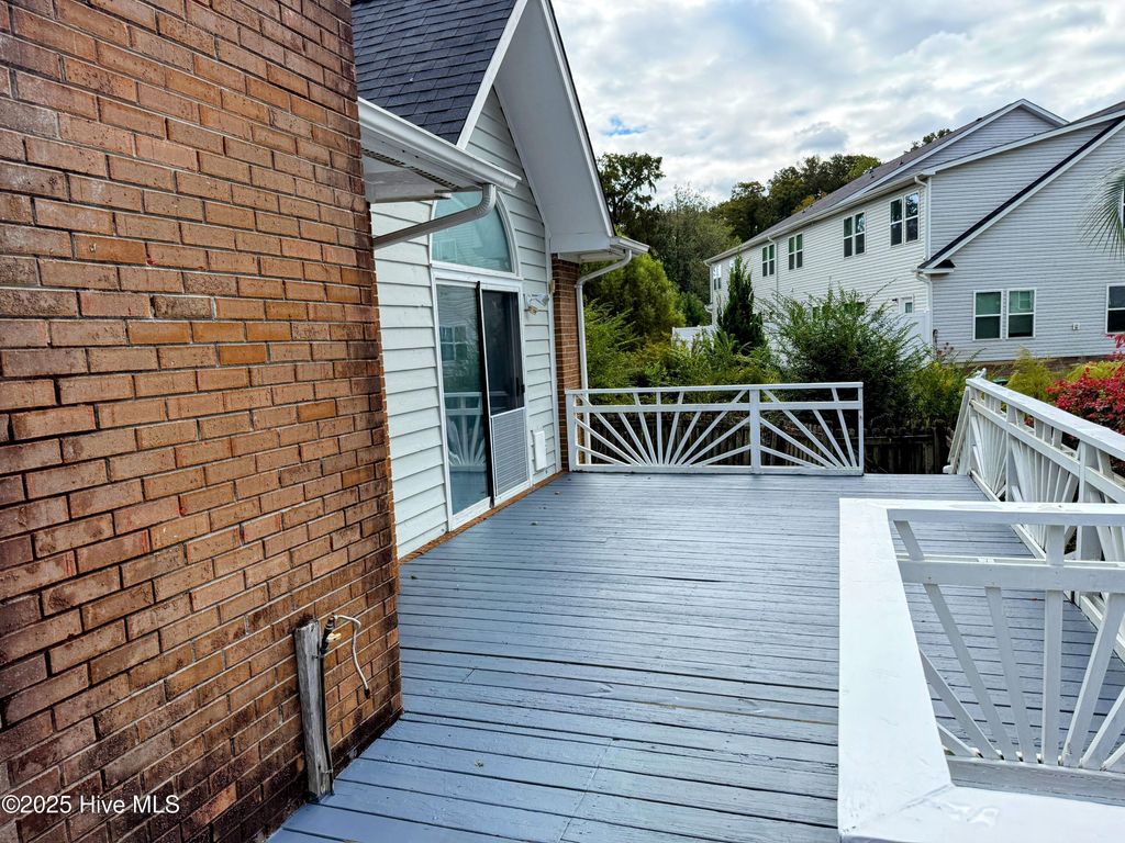 Photo of 3721 Sand Trap Court, Wilmington, NC 28412 (MLS # 100536820)