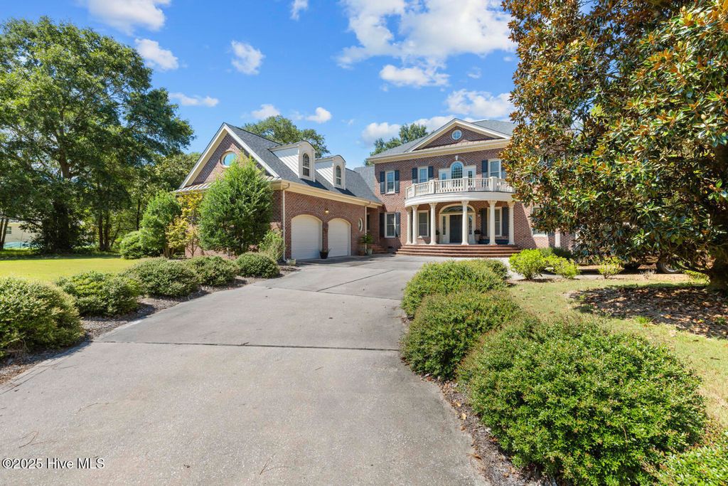 Photo of 246 River Ridge Drive, Wallace, NC 28466 (MLS # 100529558)