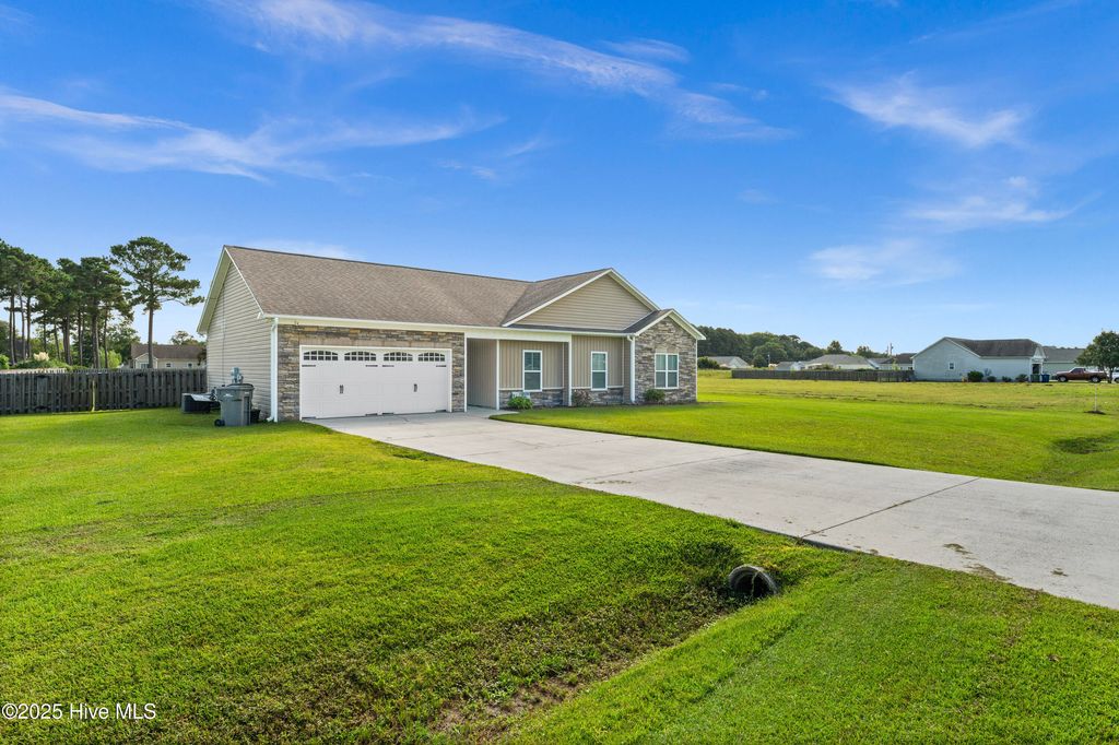 Photo of 265 Hardison Road, Holly Ridge, NC 28445 (MLS # 100530056)