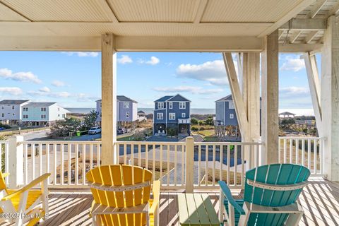 A home in Oak Island