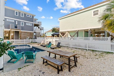 A home in Oak Island