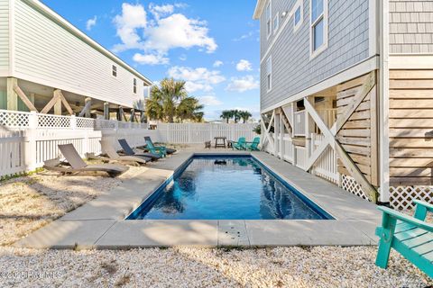 A home in Oak Island