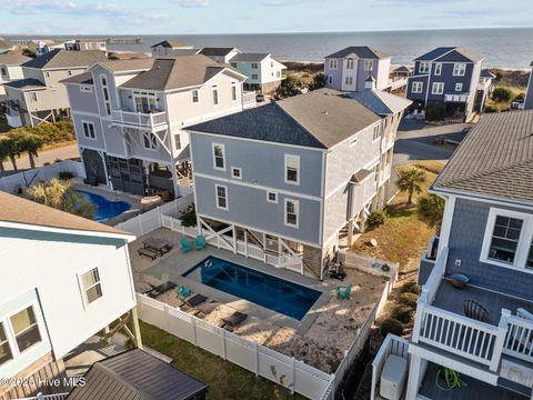 A home in Oak Island